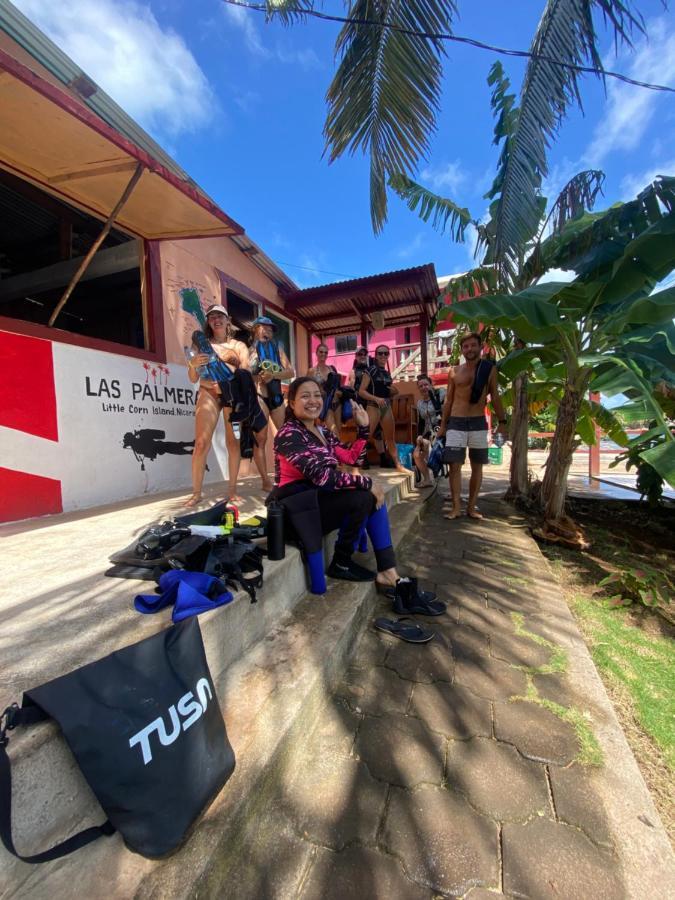 Las Palmeras Oceanview Hotel And Dive Center Little Corn Island Esterno foto