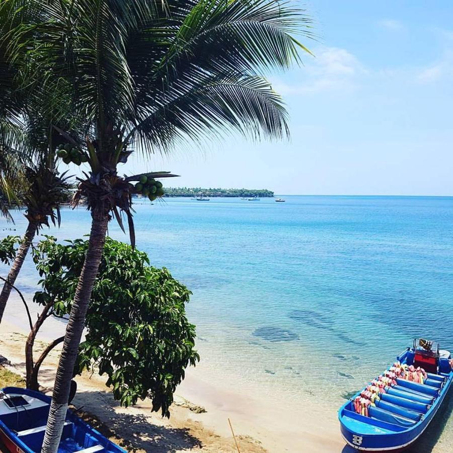 Las Palmeras Oceanview Hotel And Dive Center Little Corn Island Esterno foto